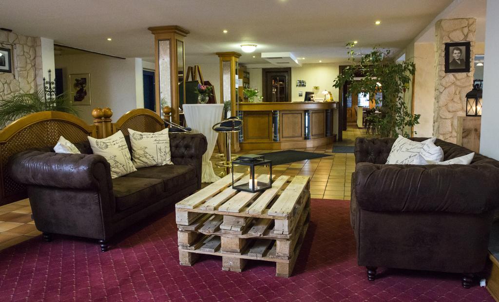 Hotel Eydt Kirchheim Кирххайм Экстерьер фото