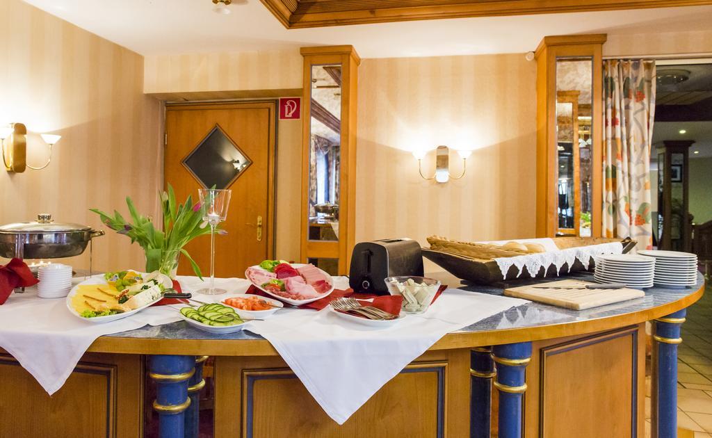 Hotel Eydt Kirchheim Кирххайм Экстерьер фото